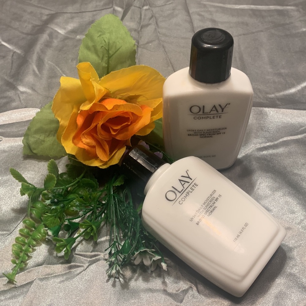 🌹 2 OLAY Complete UV 365 Daily Moisturizer With Sunscreen Normal - Picture 2 of 6